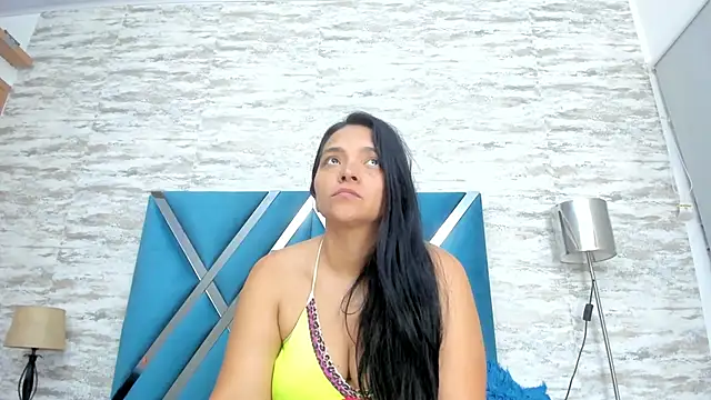 veronica salas online show from January 2025 11:51:01 PM