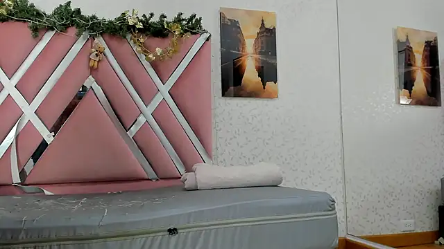 veronica salas online show from December 2025 11:28:01 AM