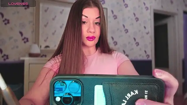 JuicyHelenX online show from October 2025 03:31:02 PM