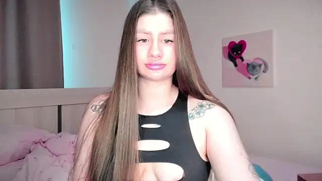 JuicyHelenX online show from April 2026 02:14:01 PM