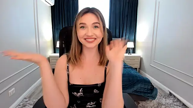 Snapshot of GracefulLook chatting on January 2025 06:42:02 AM GracefulLook online show from January 2025 06:42:02 AM