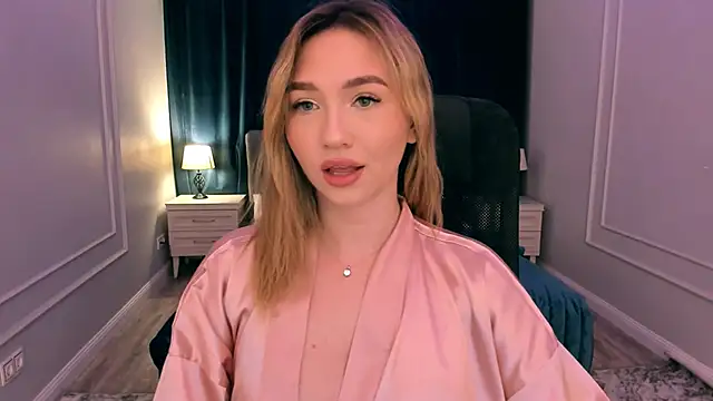 GracefulLook online show from January 2025 07:39:01 PM