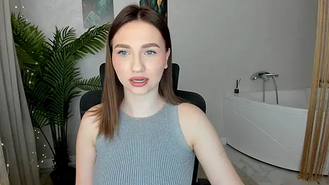 GracefulLook online show from March 2025 03:22:01 AM