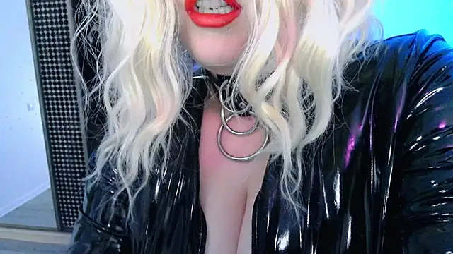 Snapshot of wickedxqueen chatting on February 2026 09:55:01 PM wickedxqueen online show from February 2026 09:55:01 PM