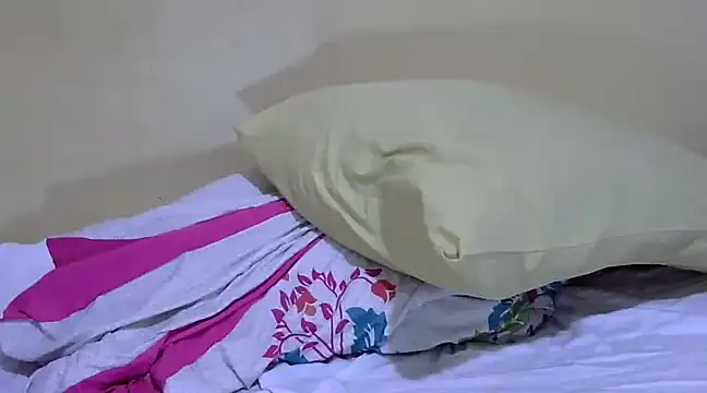 Snapshot of Slender-simple1 chatting on February 2025 03:47:01 PM Slender-simple1 online show from February 2025 03:47:01 PM