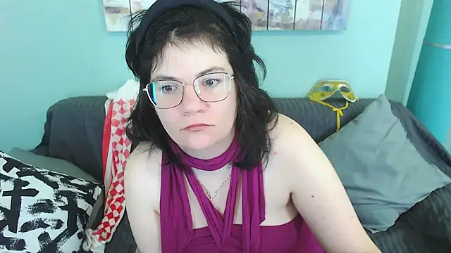 EverlyRays online show from February 2025 10:09:02 AM