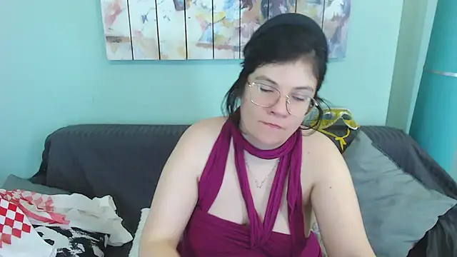 EverlyRays online show from February 2025 01:30:02 PM