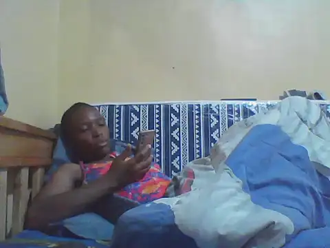 Smillie prety online show from April 2026 04:10:02 AM