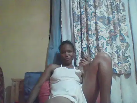 Snapshot of Smillie_prety chatting on June 2026 05:43:02 PM Smillie prety online show from June 2026 05:43:02 PM