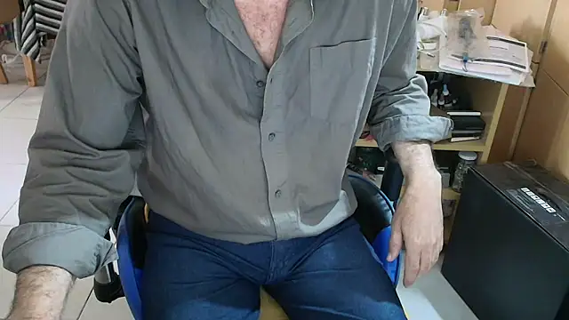 angelgarcia269 online show from November 2025 12:05:02 PM