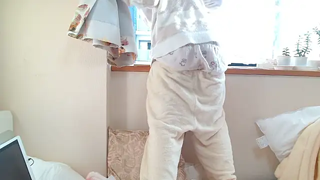 liliyRiSAcha-n online show from February 2026 06:45:02 AM