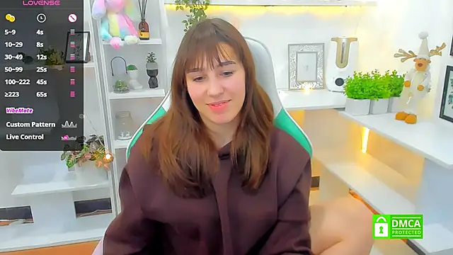  Eliizabeth  online show from February 2025 12:19:01 AM