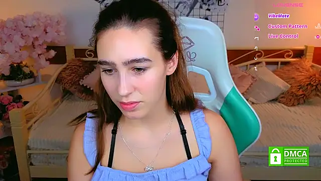  Eliizabeth  online show from February 2026 10:28:01 PM