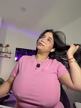 tati reyess online show from January 2026 12:08:02 PM