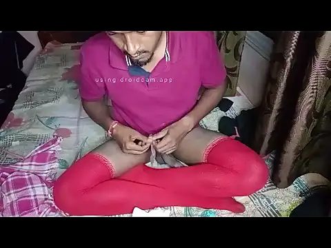 Sexypavi09 online show from November 2025 07:18:01 PM