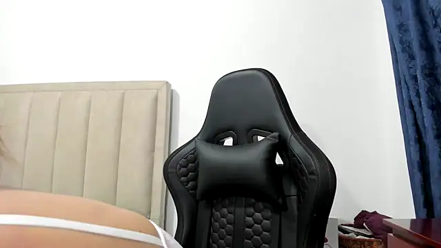 Chloemiller89 online show from September 2025 12:21:02 AM