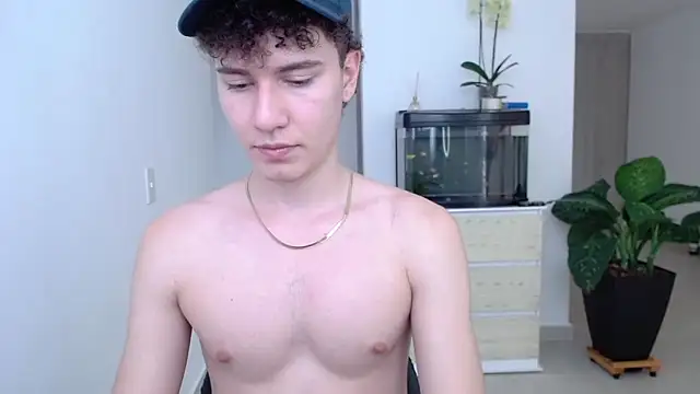 adrian morelly online show from December 2024 07:40:02 PM