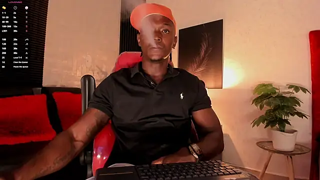 DannSmmith online show from March 2025 10:11:01 AM