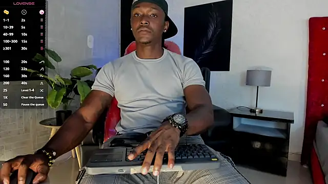 DannSmmith online show from February 2026 05:08:02 AM