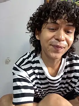 Snapshot of Cherry_boy_18 chatting on April 2026 05:14:02 PM Cherry boy 18 online show from April 2026 05:14:02 PM