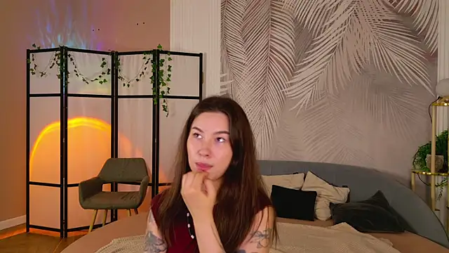 Snapshot of Marie_Diaze chatting on June 2026 05:08:01 AM Marie Diaze online show from June 2026 05:08:01 AM