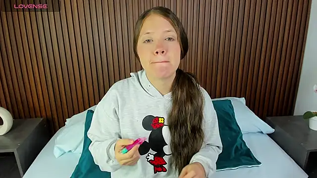 nataly rodri online show from March 2025 12:01:01 PM