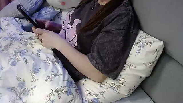 Viktoriiya bald online show from March 2025 03:35:01 PM