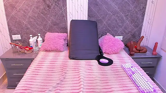 AndreaFletcher online show from February 2026 07:40:01 PM