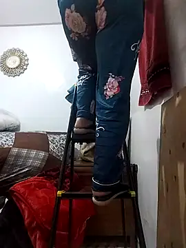 lolo890 online show from March 2026 08:25:01 PM