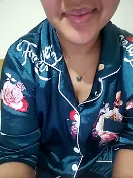 lolo890 online show from April 2026 12:13:02 AM