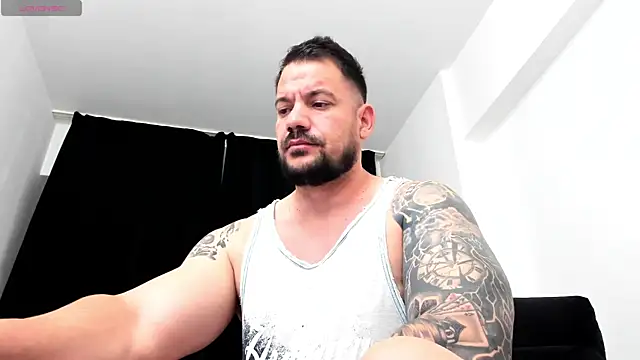 musclemonster31 online show from October 2025 10:40:01 PM