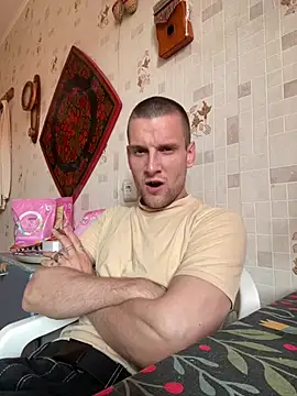ETHAN MOORE online show from July 2026 05:12:02 AM