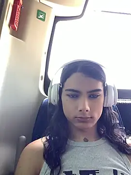 calliemaggotbone online show from June 2026 12:08:01 PM
