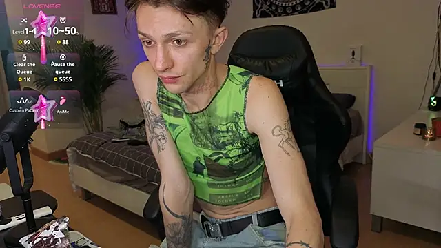 Snapshot of Tima_Lexikov_ chatting on December 2024 08:55:02 AM Tima Lexikov online show from December 2024 08:55:02 AM