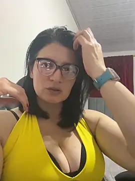 Snapshot of adriana71 chatting on September 2025 08:43:01 PM adriana71 online show from September 2025 08:43:01 PM