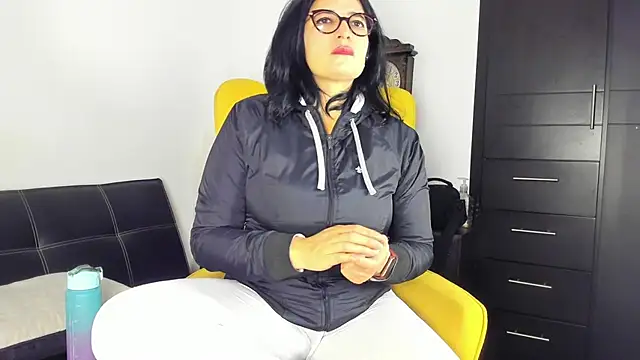 adriana71 online show from July 2026 02:08:01 AM