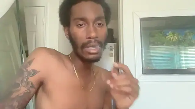 Snapshot of ITSONLYKENNY chatting on October 2025 02:29:02 PM ITSONLYKENNY online show from October 2025 02:29:02 PM