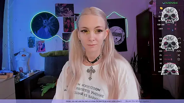 Snapshot of Fridart-house_Fortuna chatting on September 2025 11:58:01 AM Fridart-house Fortuna online show from September 2025 11:58:01 AM