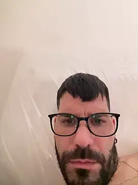 giugy87 online show from July 2026 11:45:02 AM