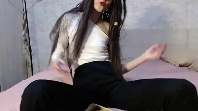 Snapshot of Terpsichore_Muse chatting on February 2025 04:32:01 PM Terpsichore Muse online show from February 2025 04:32:01 PM