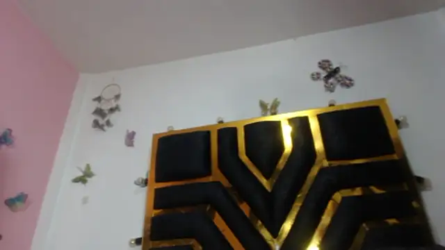 Helennahot online show from January 2026 06:46:02 PM