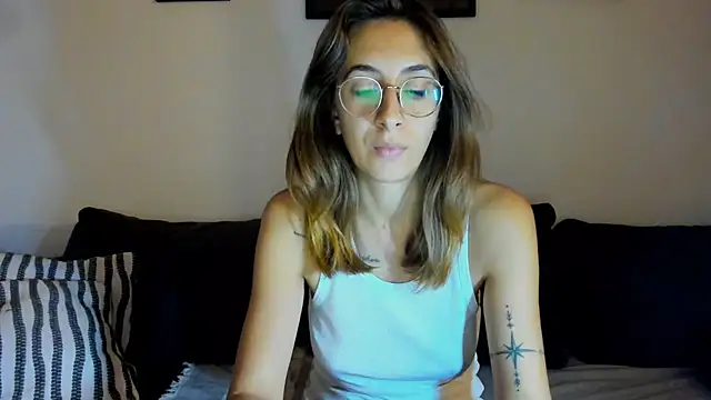 DesireMore90 online show from October 2025 09:03:02 PM