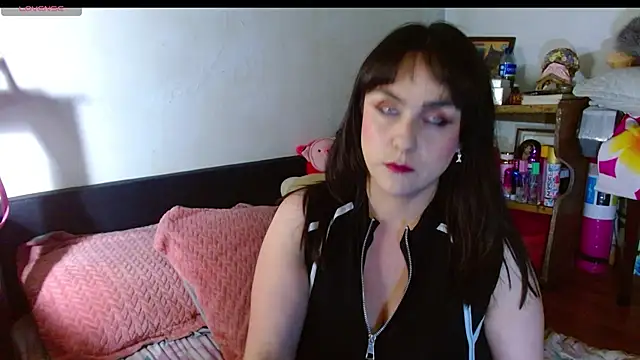 collette beaufoy  online show from April 2026 04:34:01 AM