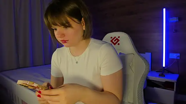 Elizabeth Hottie  online show from April 2026 11:41:01 PM