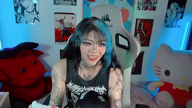 Deadly Doll online show from November 2025 09:41:02 PM