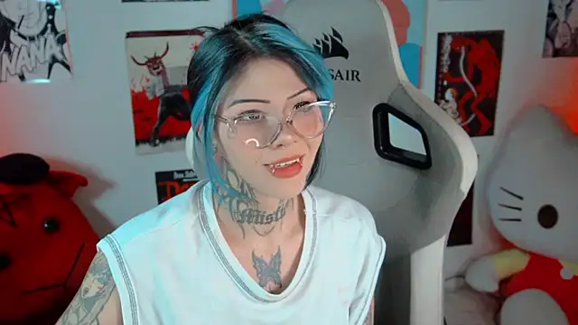 Deadly Doll online show from December 2025 06:59:02 PM