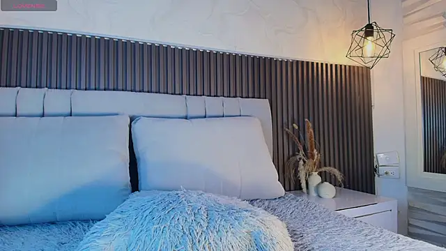 SHANONCLARK online show from March 2026 07:08:02 PM