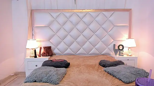 brittany069 online show from February 2026 08:59:01 PM