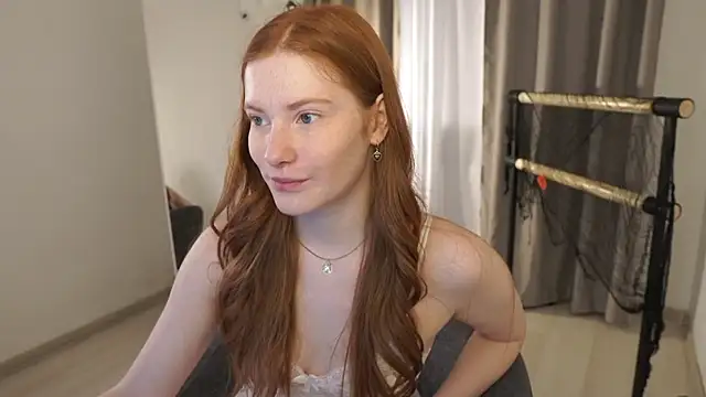 FiaMoor online show from November 2025 10:50:02 AM