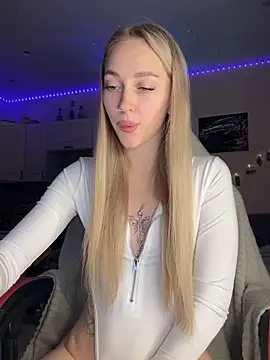 Good  Girl  online show from September 2025 04:41:02 PM